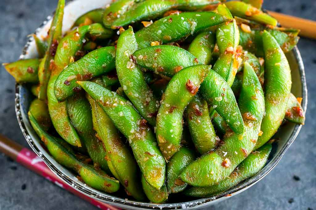 Spicy Edamame Snack with Soy and Sesame Sauce