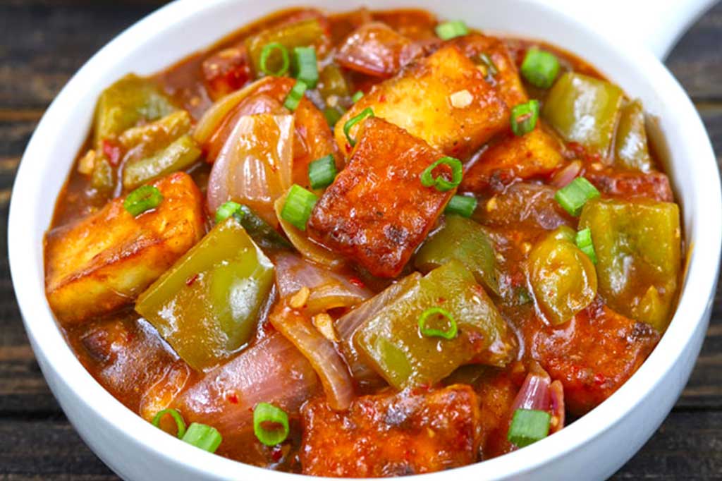 How to prepare tasty Chilli Paneer for lunch or dinner?