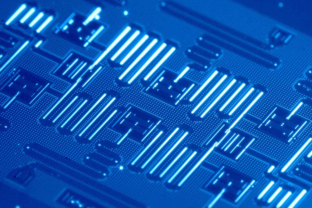 The Future of Quantum Computing – Time for a Change